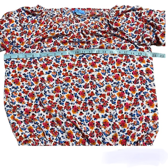 CeCe Floral Off Shoulder Ruffle Sleeve Top Size Small - Picture 6 of 8